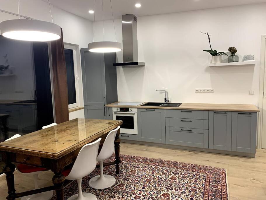 Small Cozy 3-Room House With Terrace & Large Garden Ilmandu 외부 사진